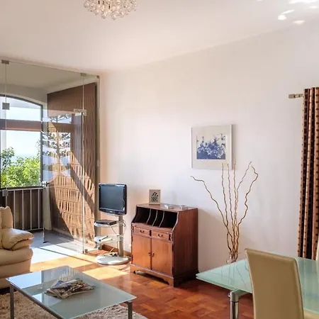 Guestready - A Beautiful Sight Over The Sea