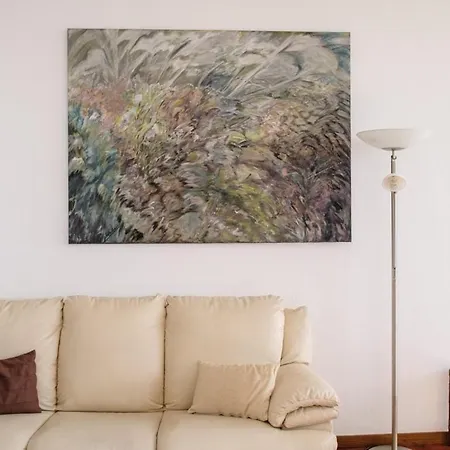 Guestready - A Beautiful Sight Over The Sea *