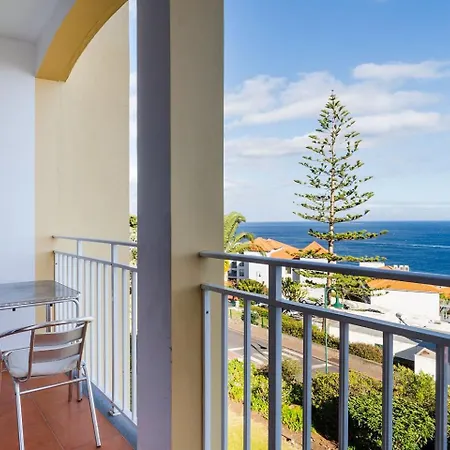 Daire Guestready - A Beautiful Sight Over The Sea Caniço